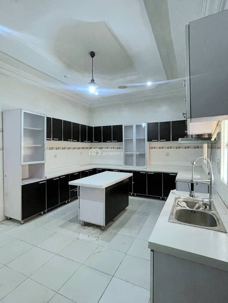 Contemporary 5 Bedroom Fully Detached Duplex with Bq, Lekki Phase 1, Lekki, Lagos, Detached Duplex for Rent