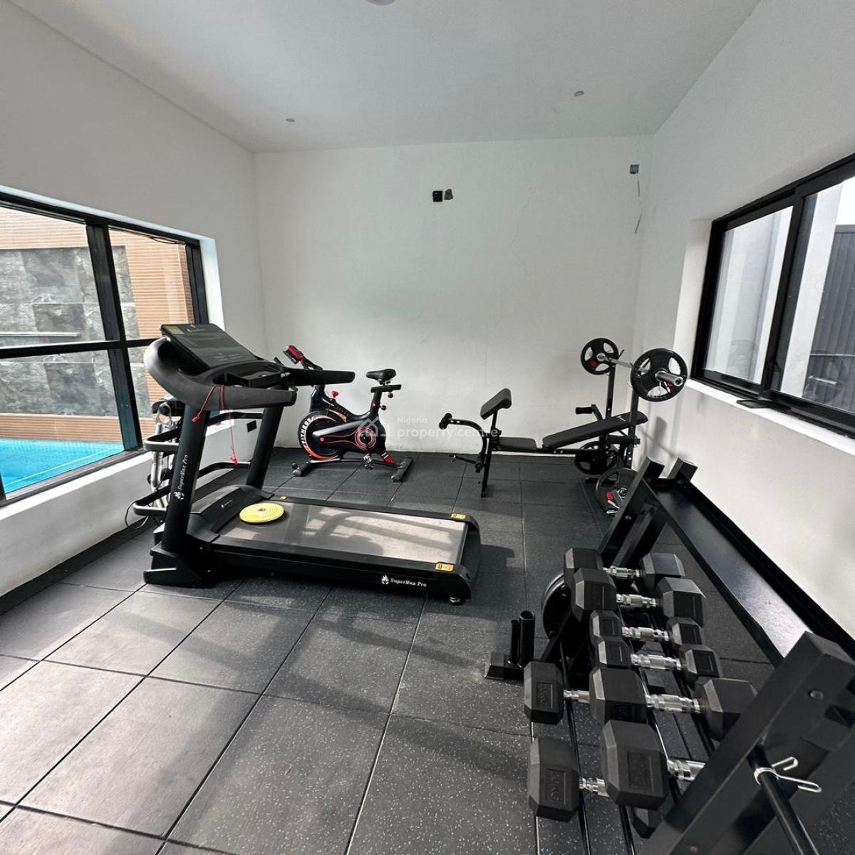 Fully Serviced 3bedrooms Apartment with Bq, Elevator, Swim.pool &gym, Off Admiralty Way, Lekki Phase 1, Lekki, Lagos, Flat / Apartment for Rent
