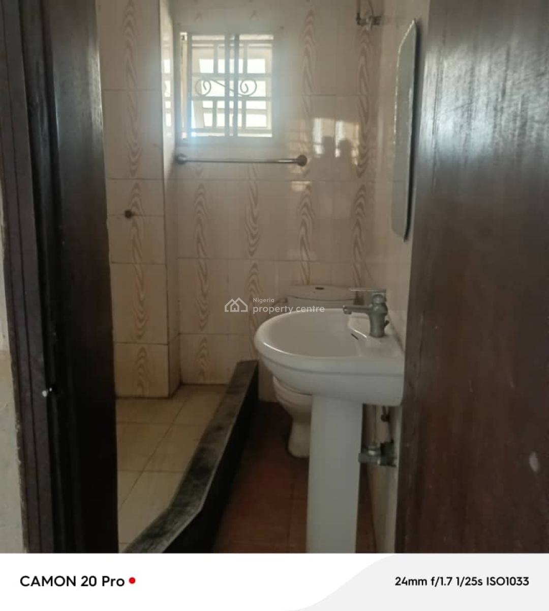 Luxury and Spacious 3 Bedroom Apartment in a Secured Area, Sangotedo, Ajah, Lagos, Flat / Apartment for Rent