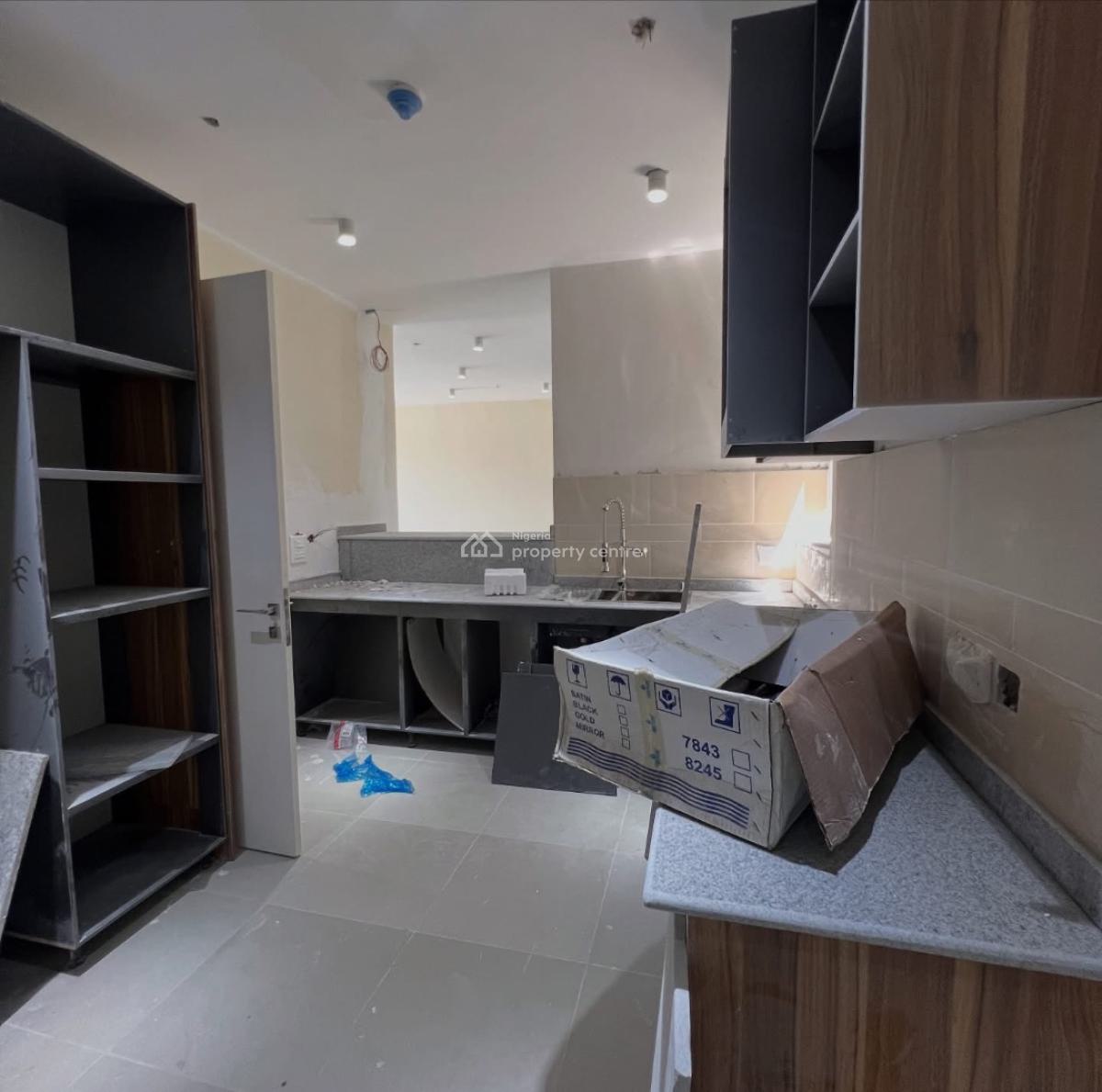 Serviced 2 and 3 Bedroom Apartments with Bq, Lekki Phase 1, Lekki, Lagos, Flat / Apartment for Sale