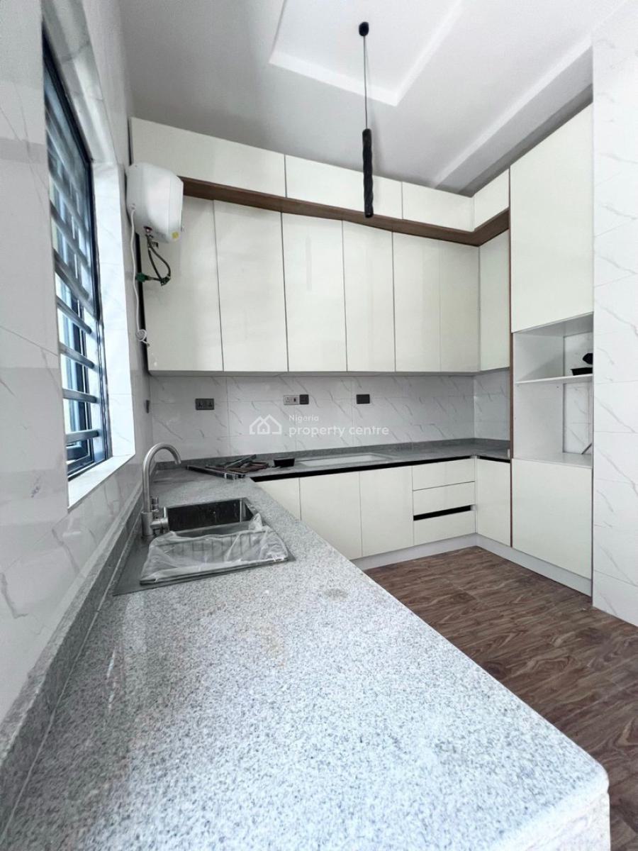 Luxurious 4bedrooms Terrace Duplex, Ologolo,lekki, Ologolo, Lekki, Lagos, Terraced Duplex for Sale
