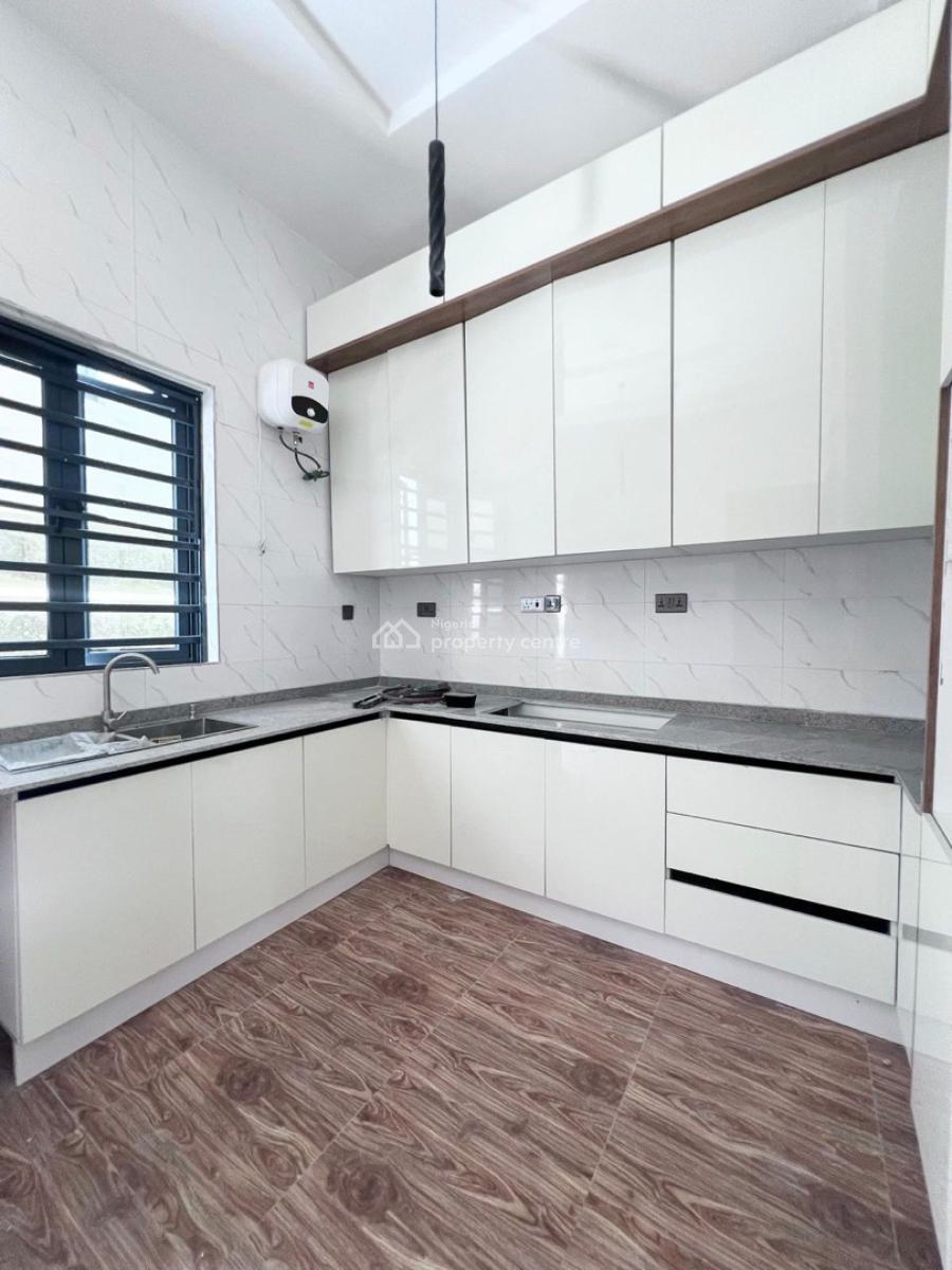 Luxurious 4bedrooms Terrace Duplex, Ologolo,lekki, Ologolo, Lekki, Lagos, Terraced Duplex for Sale