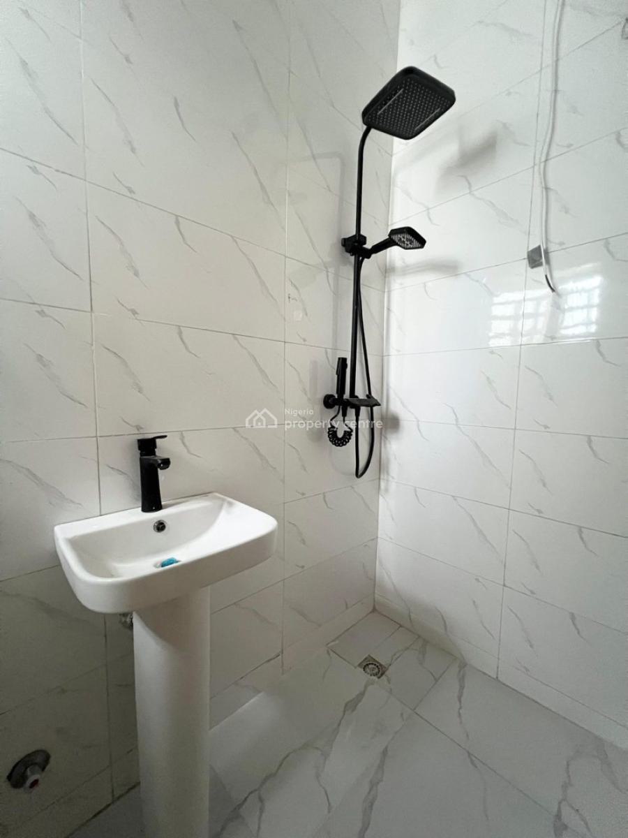 Luxurious 4bedrooms Terrace Duplex, Ologolo,lekki, Ologolo, Lekki, Lagos, Terraced Duplex for Sale