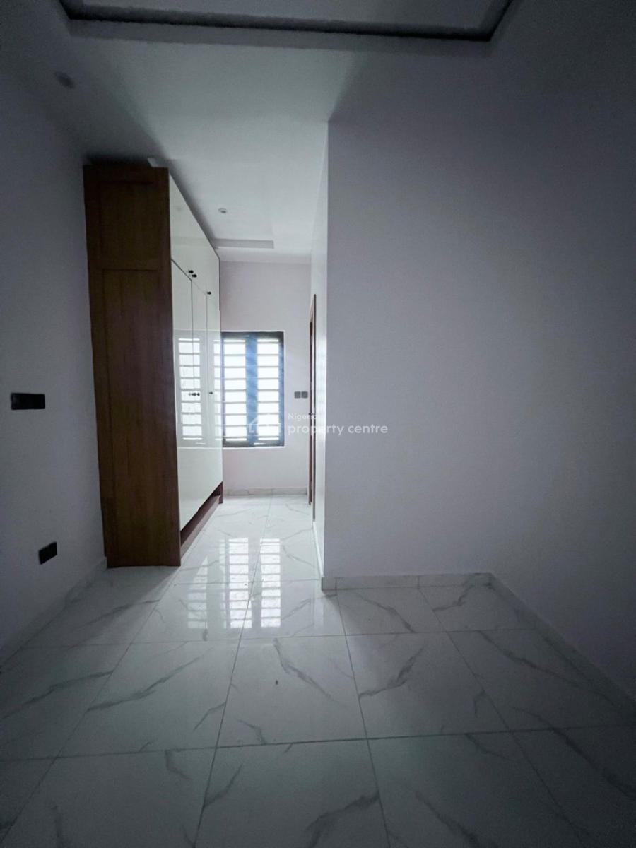 Luxurious 4bedrooms Terrace Duplex, Ologolo,lekki, Ologolo, Lekki, Lagos, Terraced Duplex for Sale