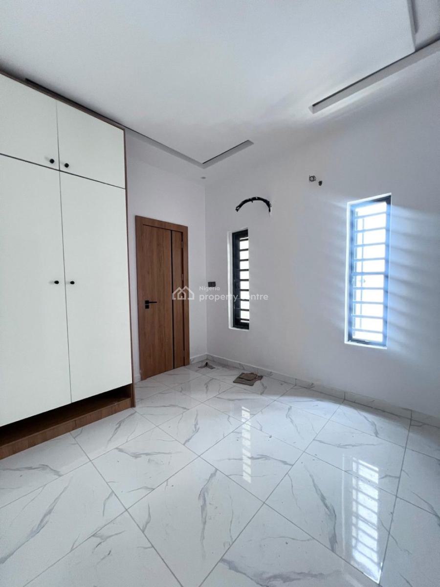 Luxurious 4bedrooms Terrace Duplex, Ologolo,lekki, Ologolo, Lekki, Lagos, Terraced Duplex for Sale