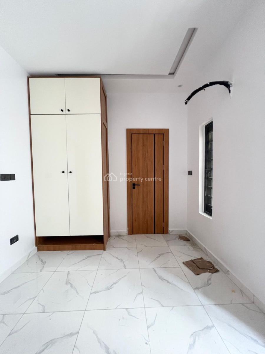 Luxurious 4bedrooms Terrace Duplex, Ologolo,lekki, Ologolo, Lekki, Lagos, Terraced Duplex for Sale