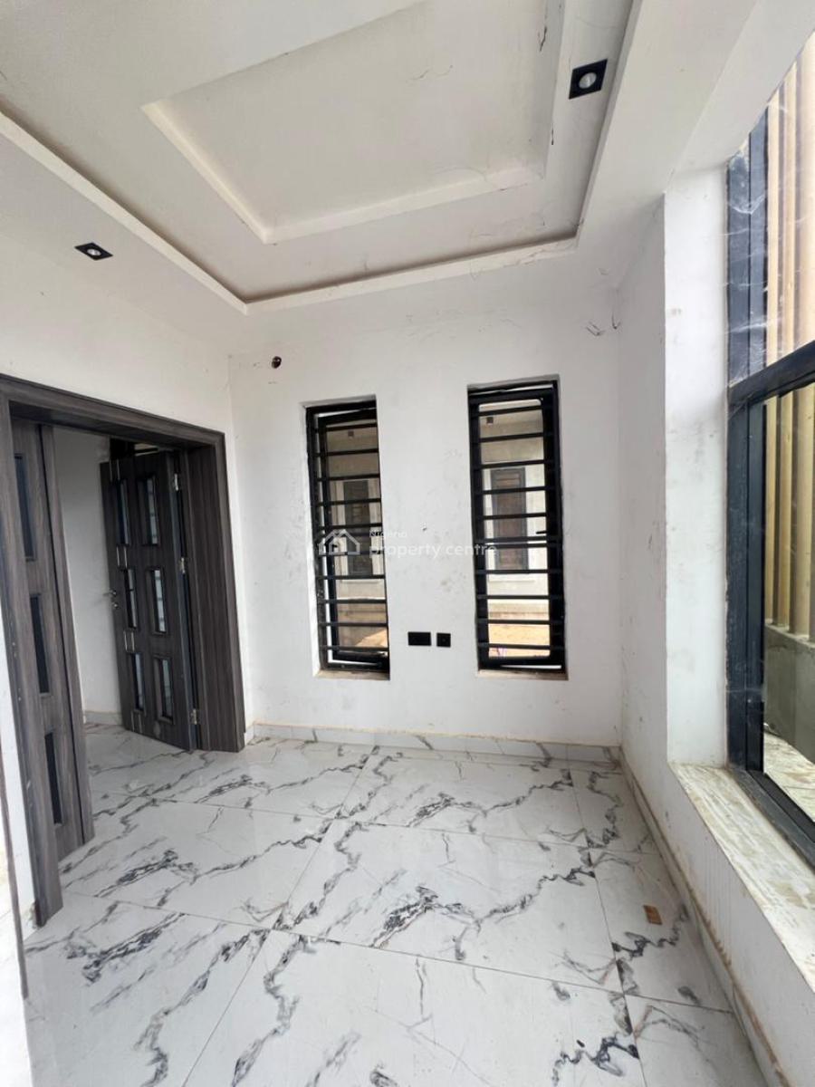 4bedrooms Duplex Townhouse in Oluyole Estate, Ibadan, Lateef Oyelade Estate, Oluyole, Oyo, Detached Duplex for Sale
