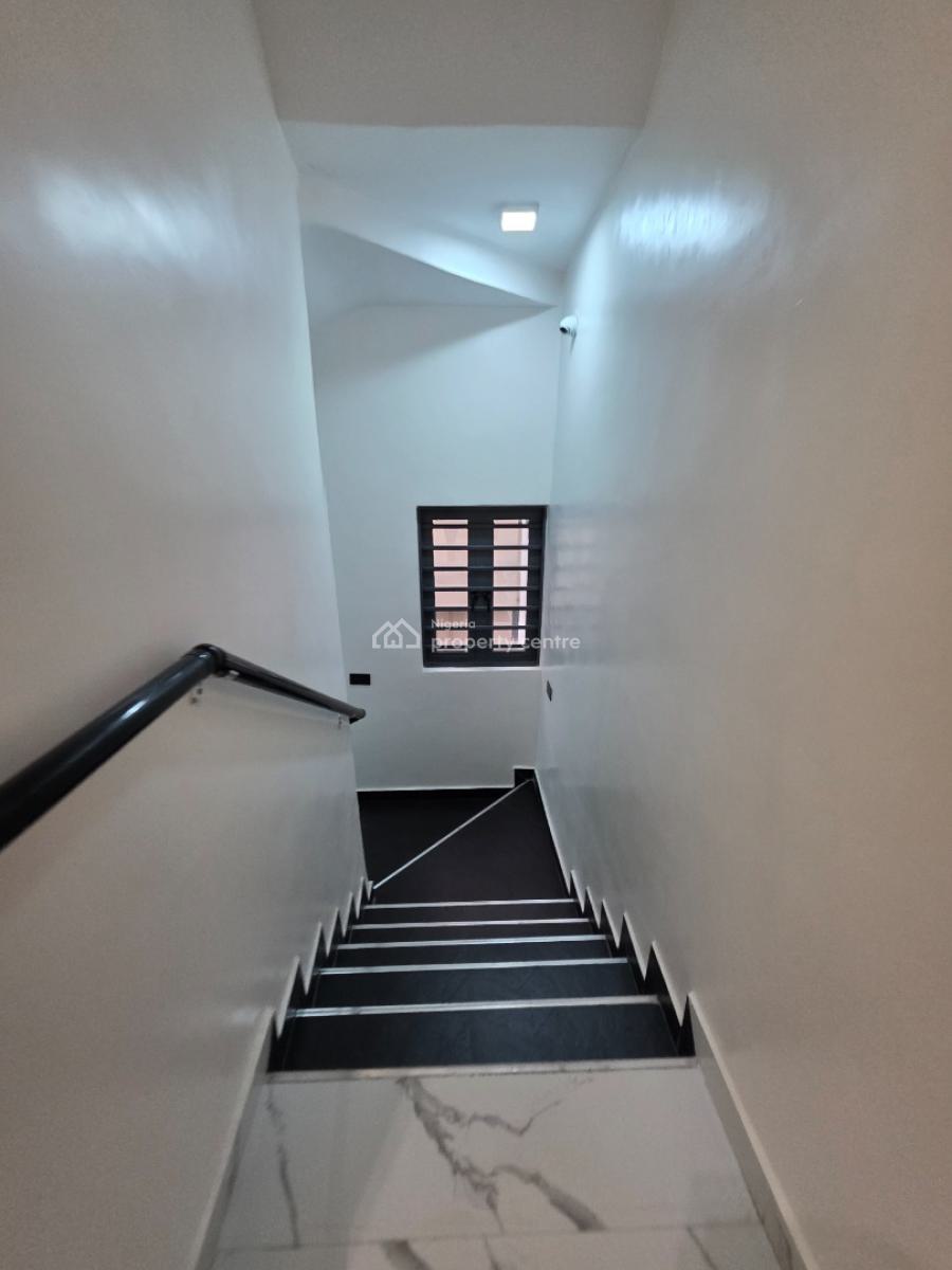 Brand-new 2 Bedrooms Flat, Lekki Phase 1 Proper, Lekki Phase 1, Lekki, Lagos, Flat / Apartment for Sale