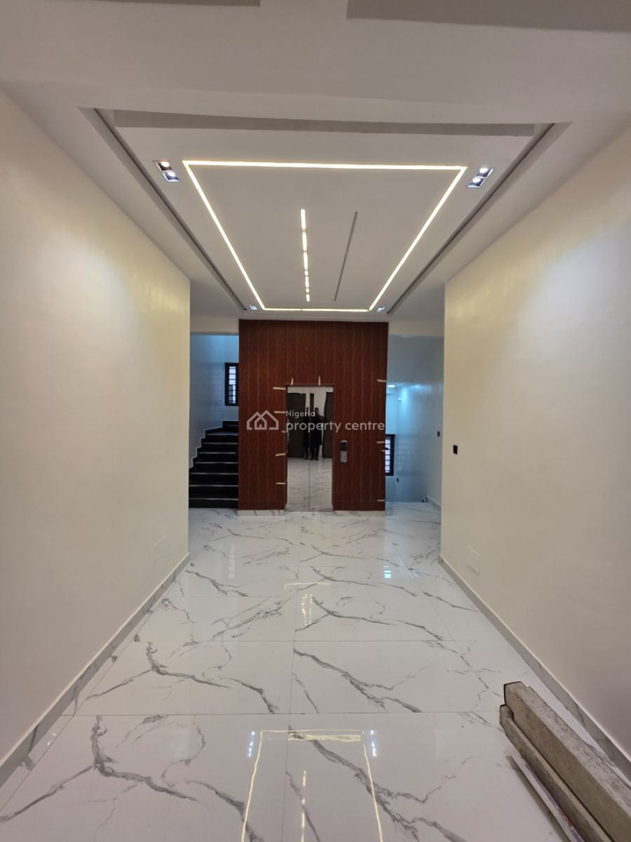 Brand-new 2 Bedrooms Flat, Lekki Phase 1 Proper, Lekki Phase 1, Lekki, Lagos, Flat / Apartment for Sale