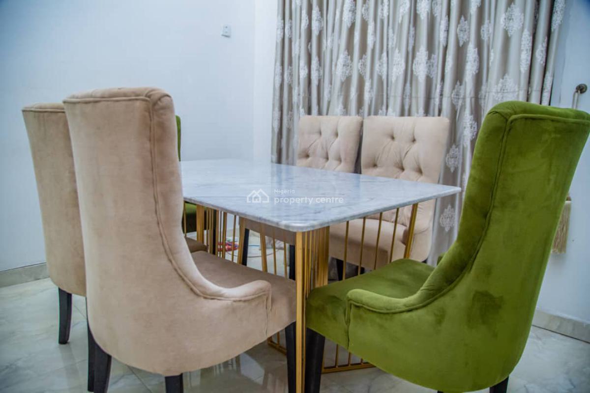 3-bedroom Terrace + 1 Bq -- Ikeja Gra, Ikeja Gra, Ikeja, Lagos, Flat / Apartment for Rent