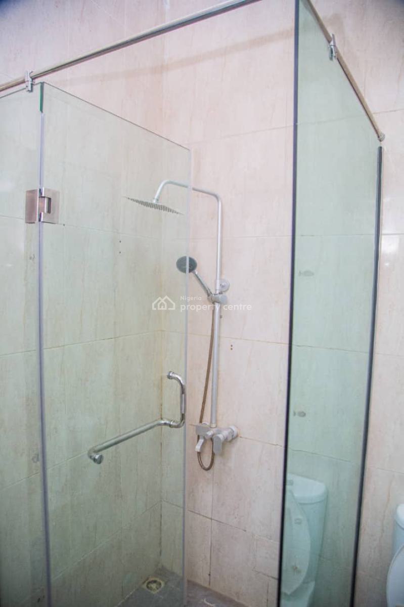 3-bedroom Terrace + 1 Bq -- Ikeja Gra, Ikeja Gra, Ikeja, Lagos, Flat / Apartment for Rent