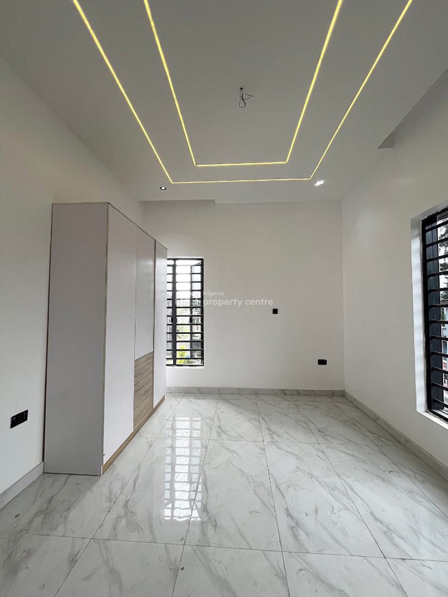 Classic 5 Bed Duplex with Personal Compound Top Notch Environment, Ikeja Gra, Ikeja, Lagos, Semi-detached Duplex for Sale
