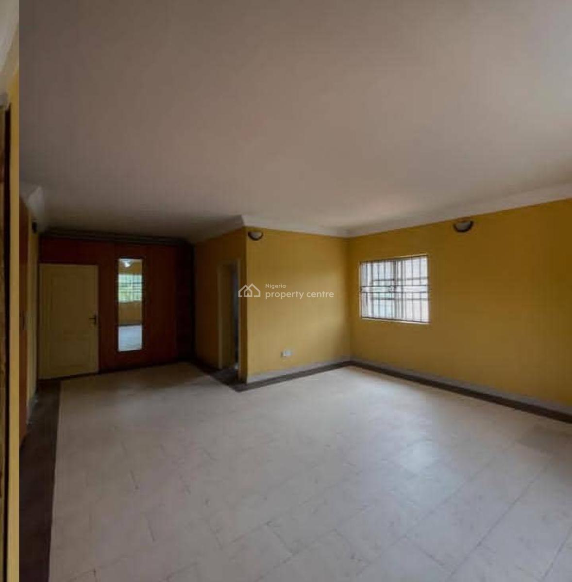 Spacious 5bedroom, Lekki Phase 1, Lekki, Lagos, Semi-detached Duplex for Rent