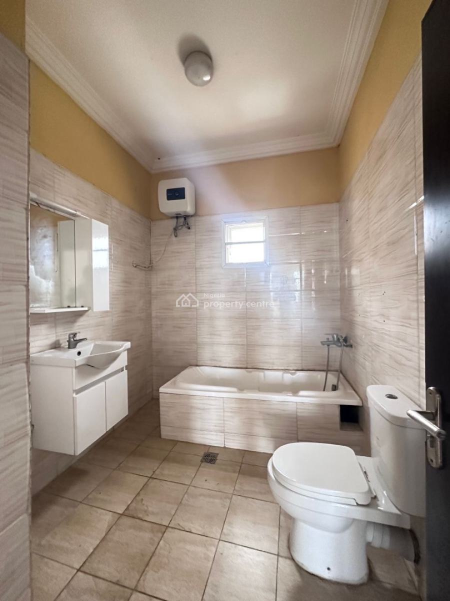Neat 4 Bedroom Terrace Duplex in a Serene Location, Lekki Phase 1, Lekki, Lagos, Terraced Duplex for Rent