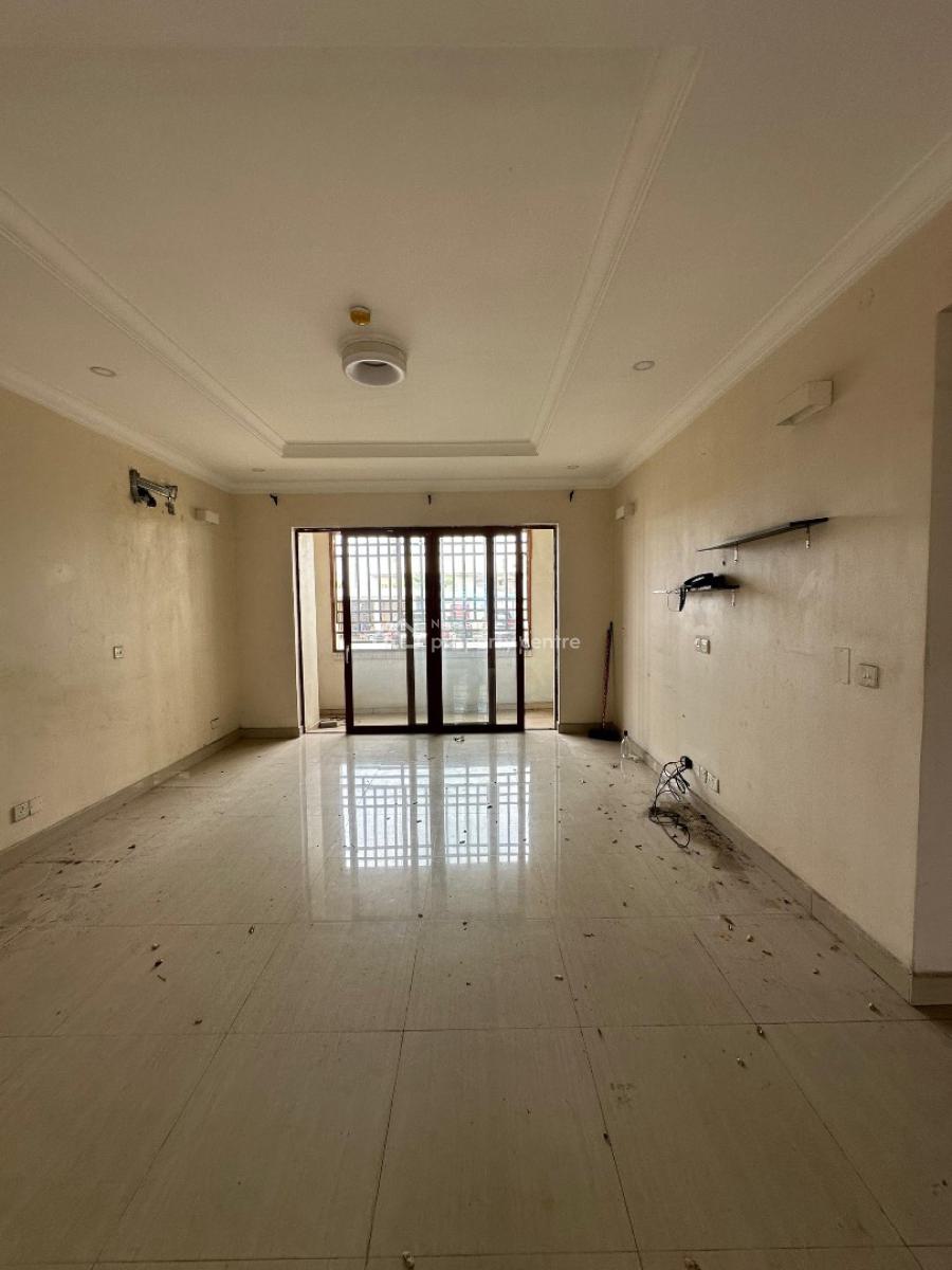 Spaciously Built 3 Bedroom Apartment with Bq, Ikota, Lekki, Lagos, Flat / Apartment for Rent