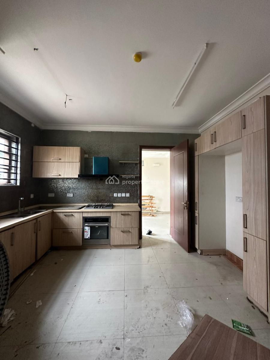 Spaciously Built 3 Bedroom Apartment with Bq, Ikota, Lekki, Lagos, Flat / Apartment for Rent