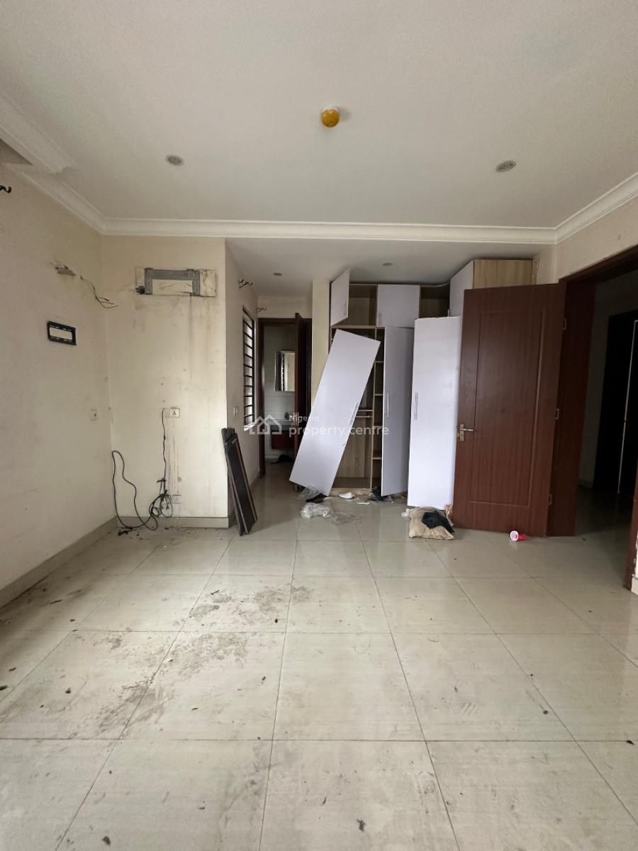 Spaciously Built 3 Bedroom Apartment with Bq, Ikota, Lekki, Lagos, Flat / Apartment for Rent