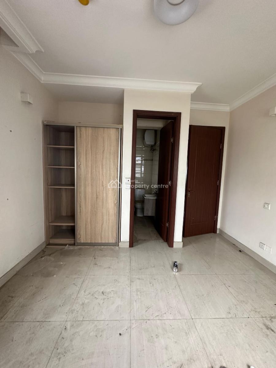Spaciously Built 3 Bedroom Apartment with Bq, Ikota, Lekki, Lagos, Flat / Apartment for Rent