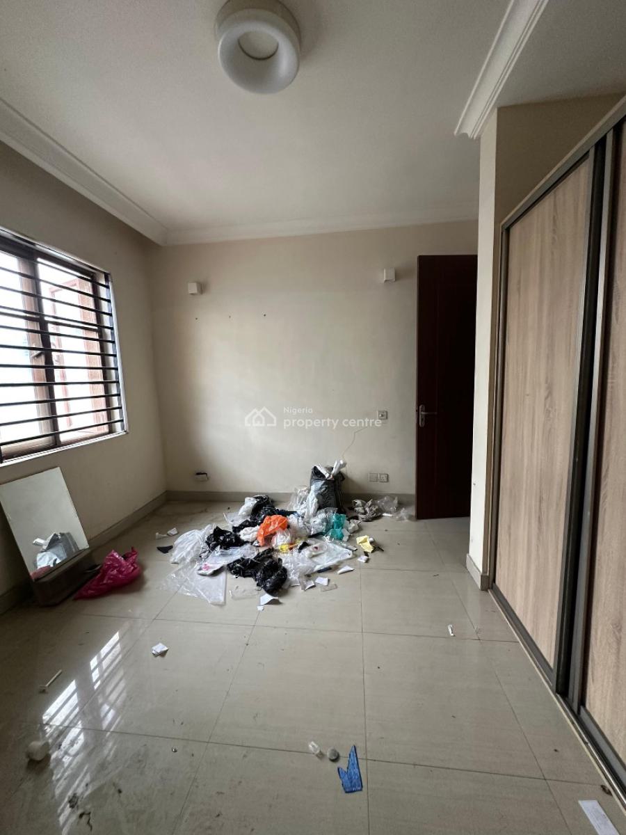 Spaciously Built 3 Bedroom Apartment with Bq, Ikota, Lekki, Lagos, Flat / Apartment for Rent