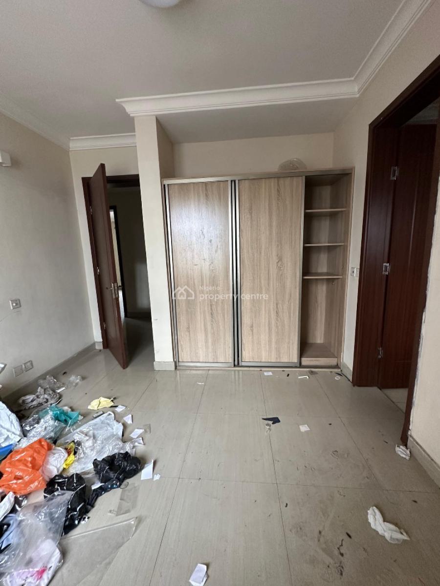 Spaciously Built 3 Bedroom Apartment with Bq, Ikota, Lekki, Lagos, Flat / Apartment for Rent