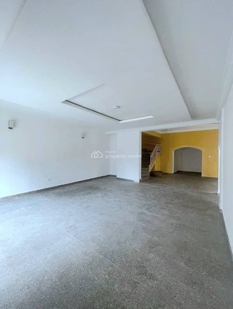 Contemporary 5 Bedroom Semi-detached with 2 Bq, Lekki Phase 1, Lekki, Lagos, Semi-detached Duplex for Rent