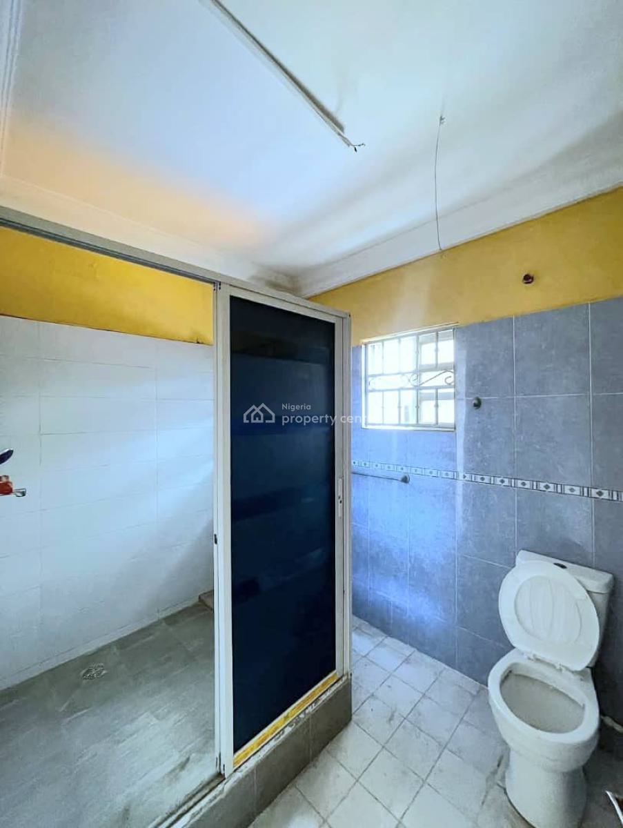 Contemporary 5 Bedroom Semi-detached with 2 Bq, Lekki Phase 1, Lekki, Lagos, Semi-detached Duplex for Rent