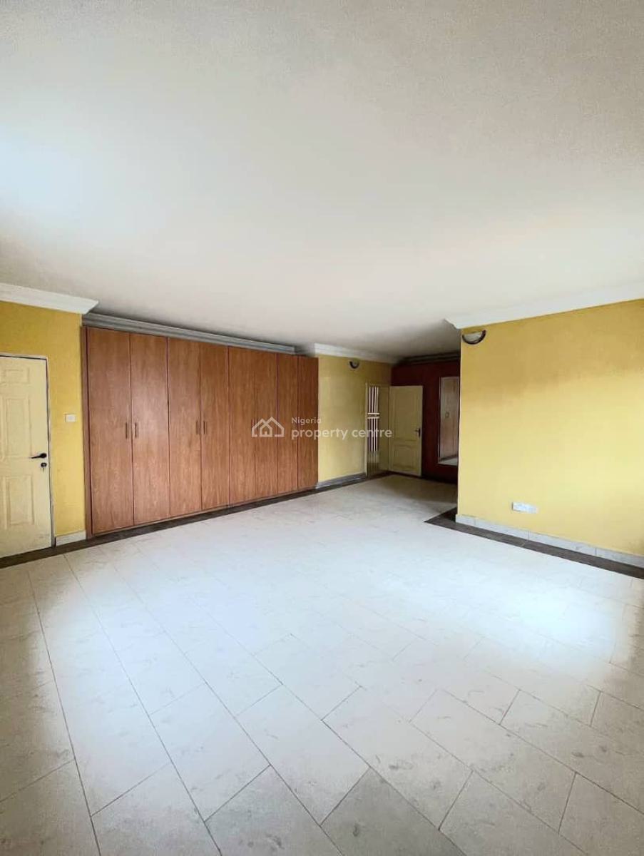 Contemporary 5 Bedroom Semi-detached with 2 Bq, Lekki Phase 1, Lekki, Lagos, Semi-detached Duplex for Rent