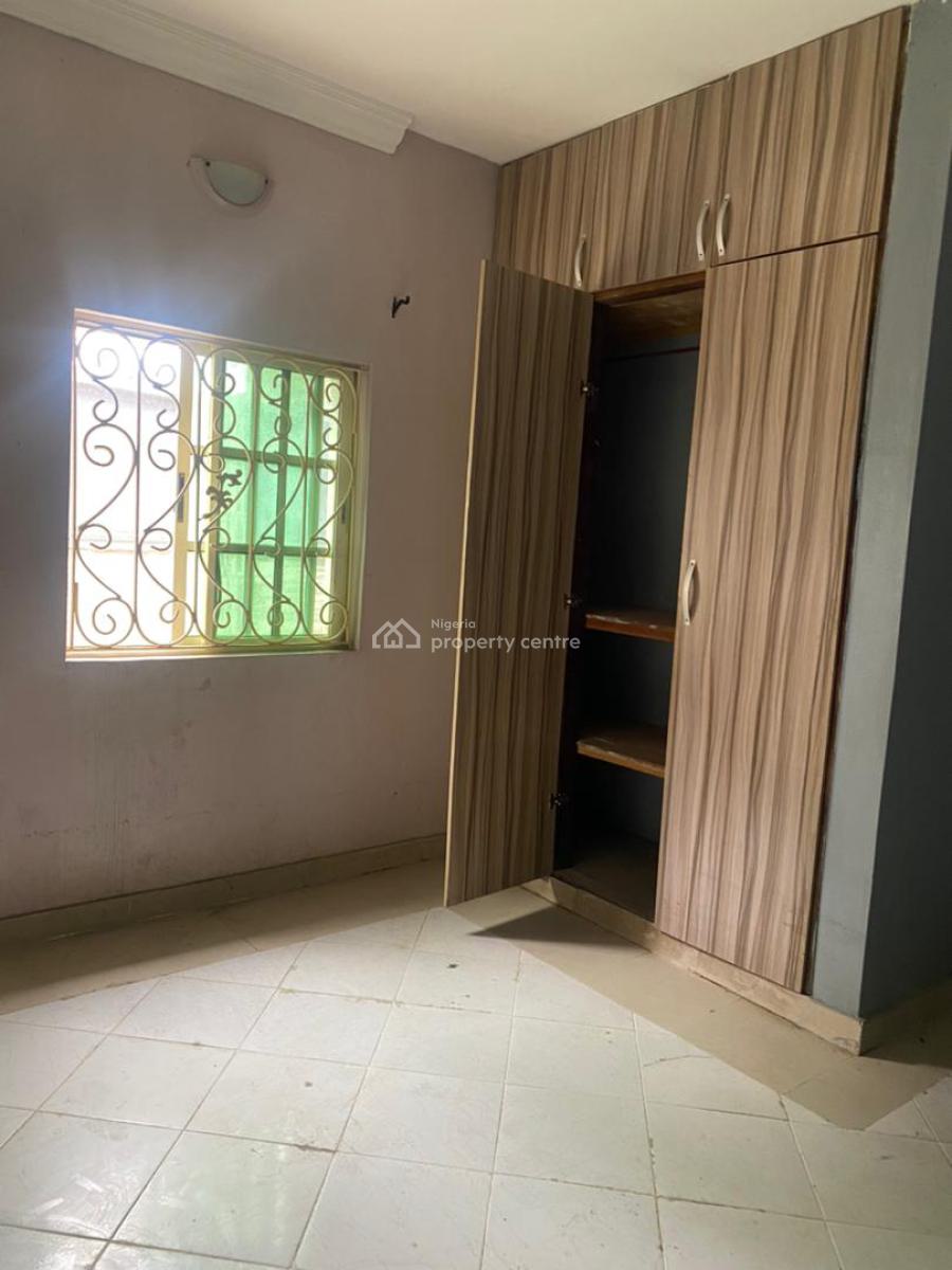 Well Maintained 3 Bedroom Flat, Prince Babatunde Oloto Street, Ilasan, Lekki, Lagos, Flat / Apartment for Rent