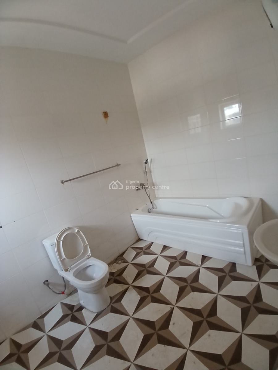 Well Built 4 Bedroom Terrace Duplex with 1room Bq, Diplomatic Zone, Guzape District, Abuja, Terraced Duplex for Rent