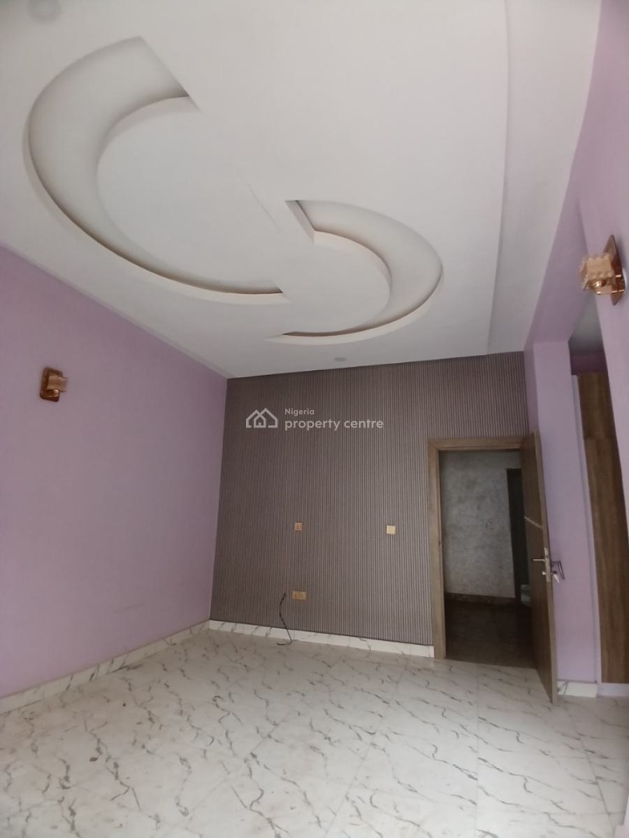 Well Built 4 Bedroom Terrace Duplex with 1room Bq, Diplomatic Zone, Guzape District, Abuja, Terraced Duplex for Rent