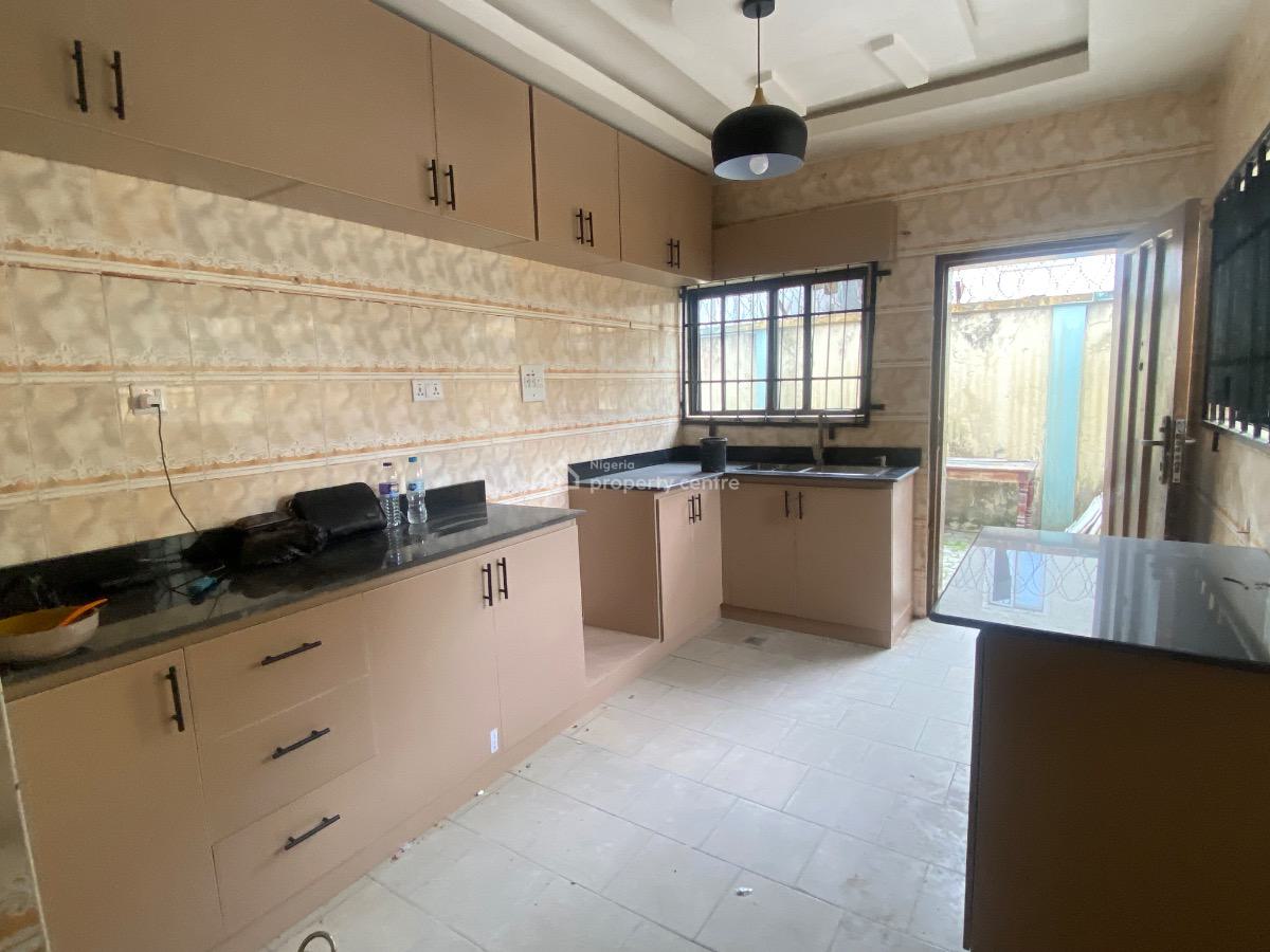 Self Compound 3bedroom Semi Detached Bungalow with a Big Parking Space, Jasper Ike Street, Oniru, Victoria Island, Lagos, Oniru, Victoria Island (vi), Lagos, Semi-detached Bungalow for Rent