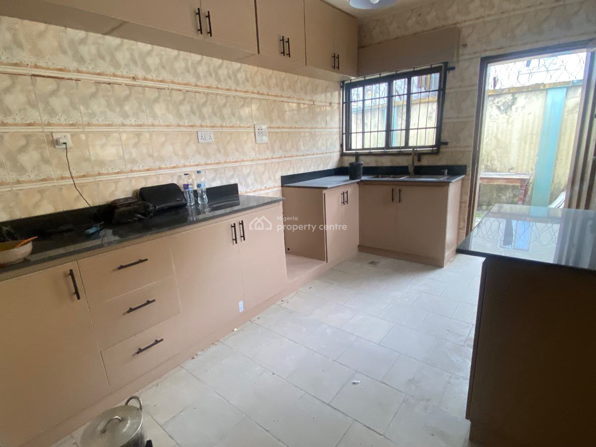 Self Compound 3bedroom Semi Detached Bungalow with a Big Parking Space, Jasper Ike Street, Oniru, Victoria Island, Lagos, Oniru, Victoria Island (vi), Lagos, Semi-detached Bungalow for Rent