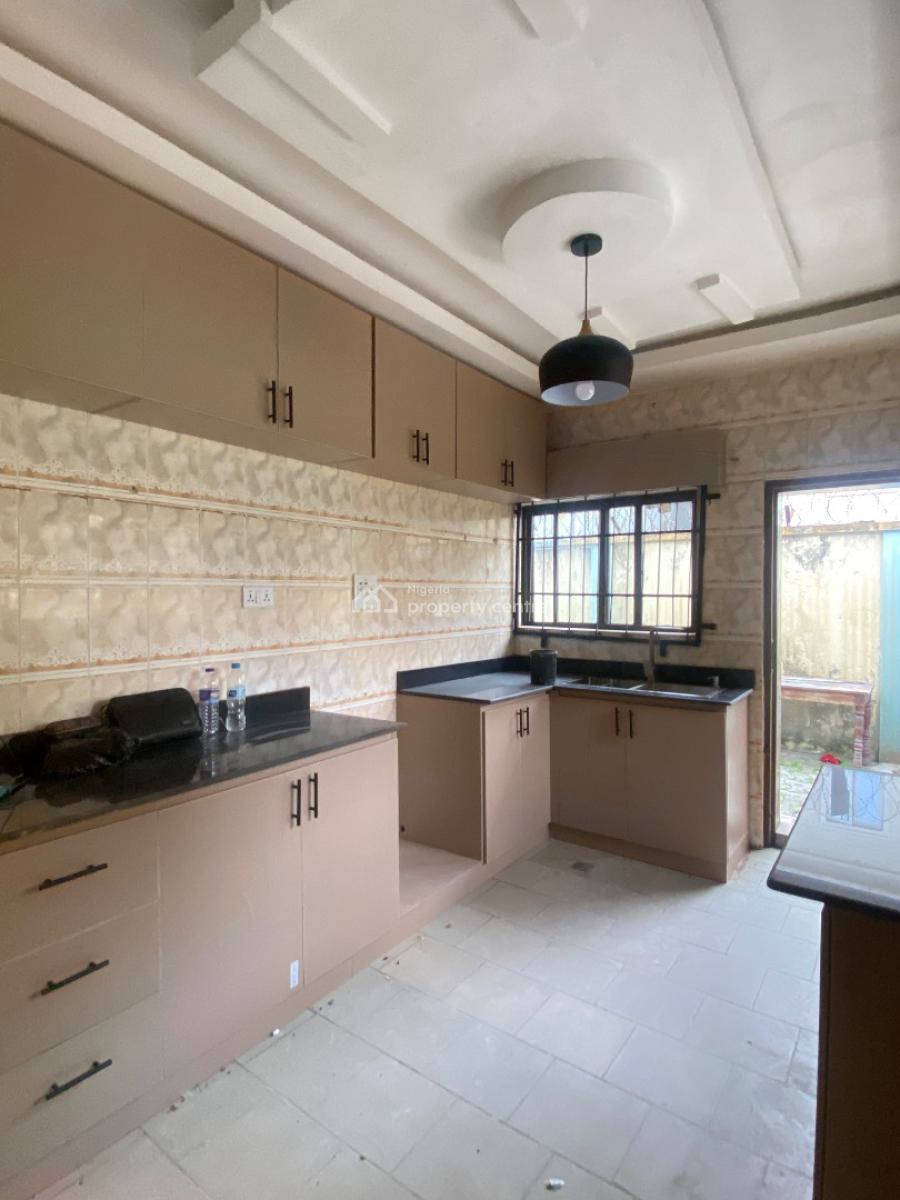Self Compound 3bedroom Semi Detached Bungalow with a Big Parking Space, Jasper Ike Street, Oniru, Victoria Island, Lagos, Oniru, Victoria Island (vi), Lagos, Semi-detached Bungalow for Rent