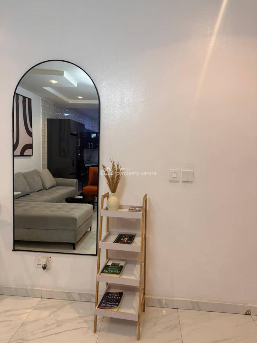 Luxurious 1bedroom Apartment with Swimming Pool , Gym and Balcony, Lekki Phase 1, Lekki, Lagos, Mini Flat (room and Parlour) Short Let