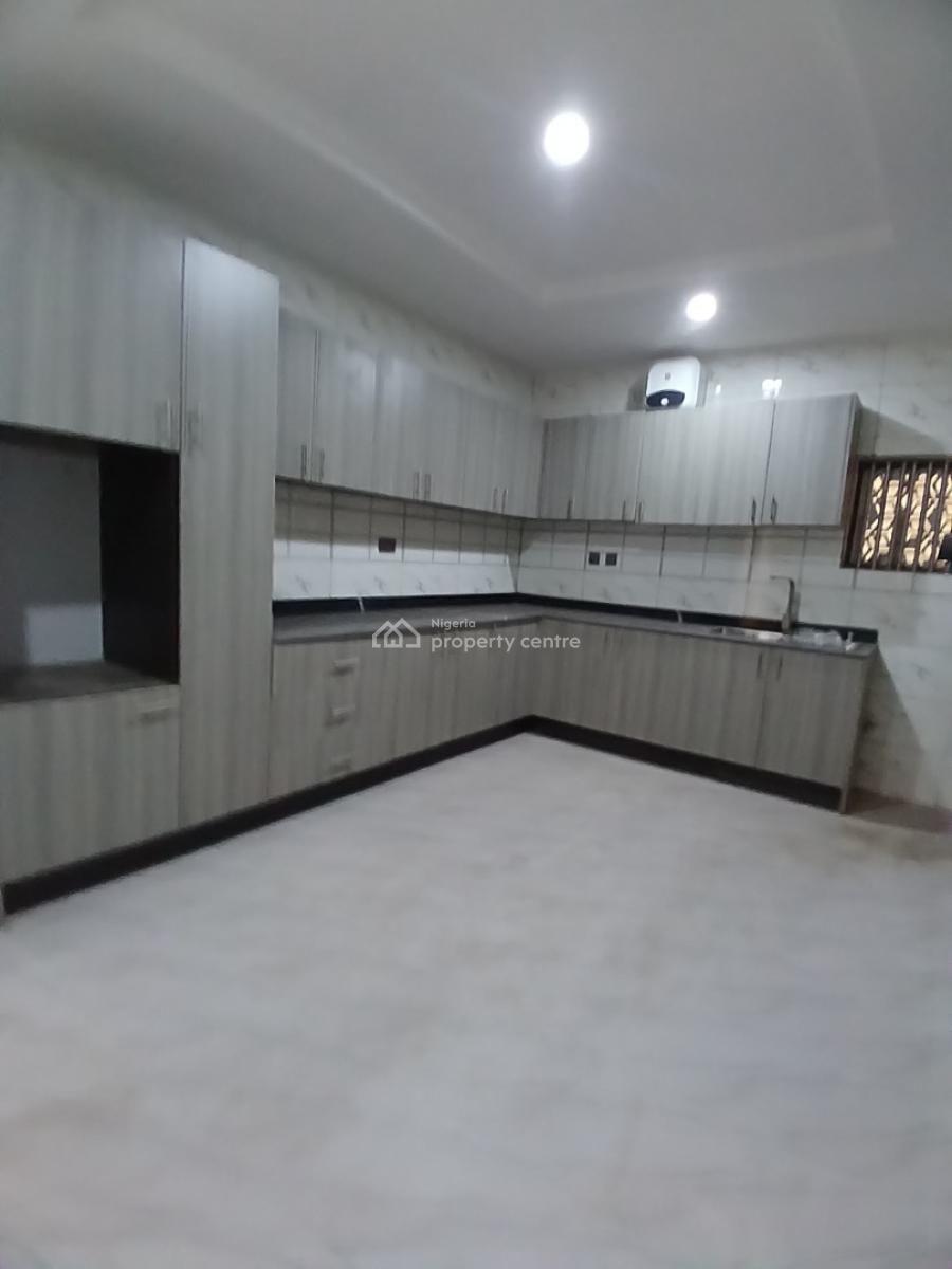 Brand New 3 Bedroom Block of Flat, Diplomatic Zone, Guzape District, Abuja, House for Rent