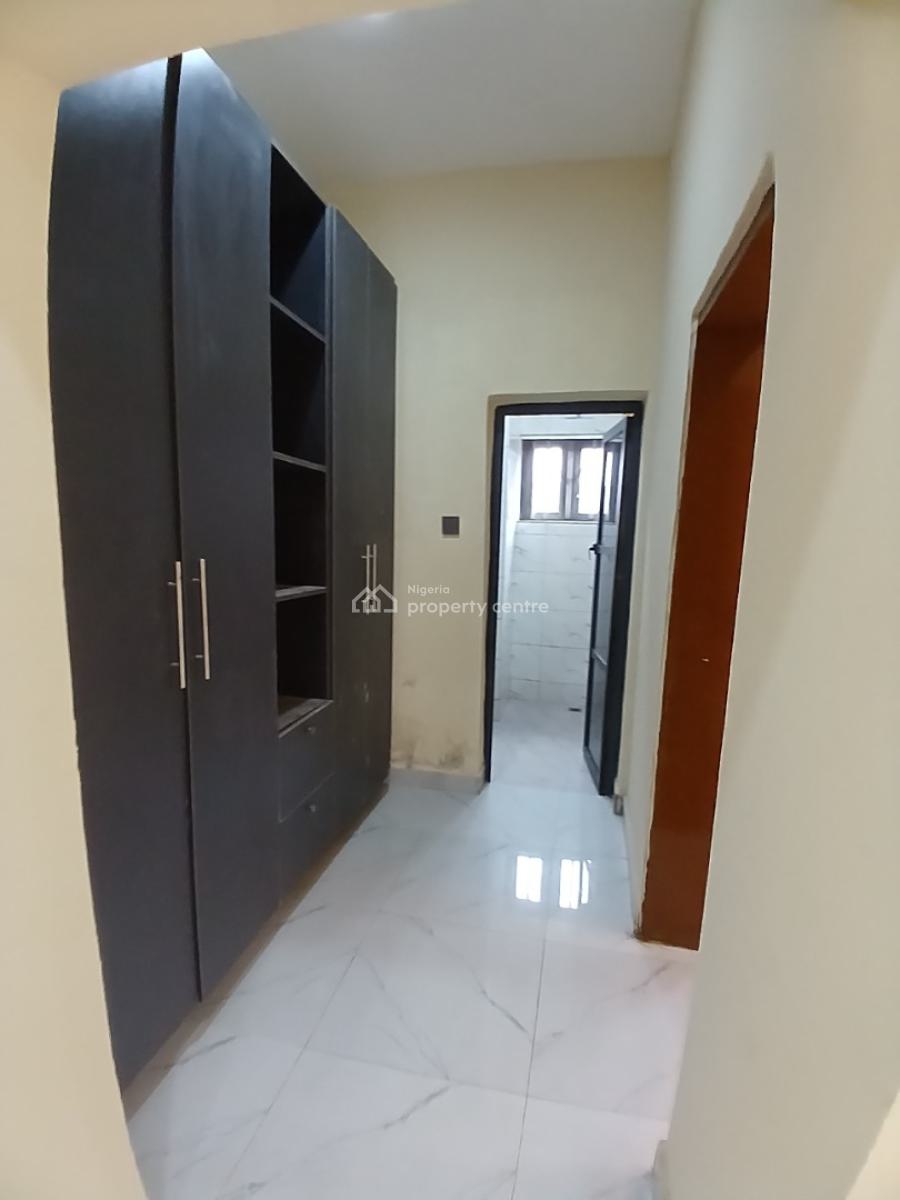 Brand New 3 Bedroom Block of Flat, Diplomatic Zone, Guzape District, Abuja, House for Rent