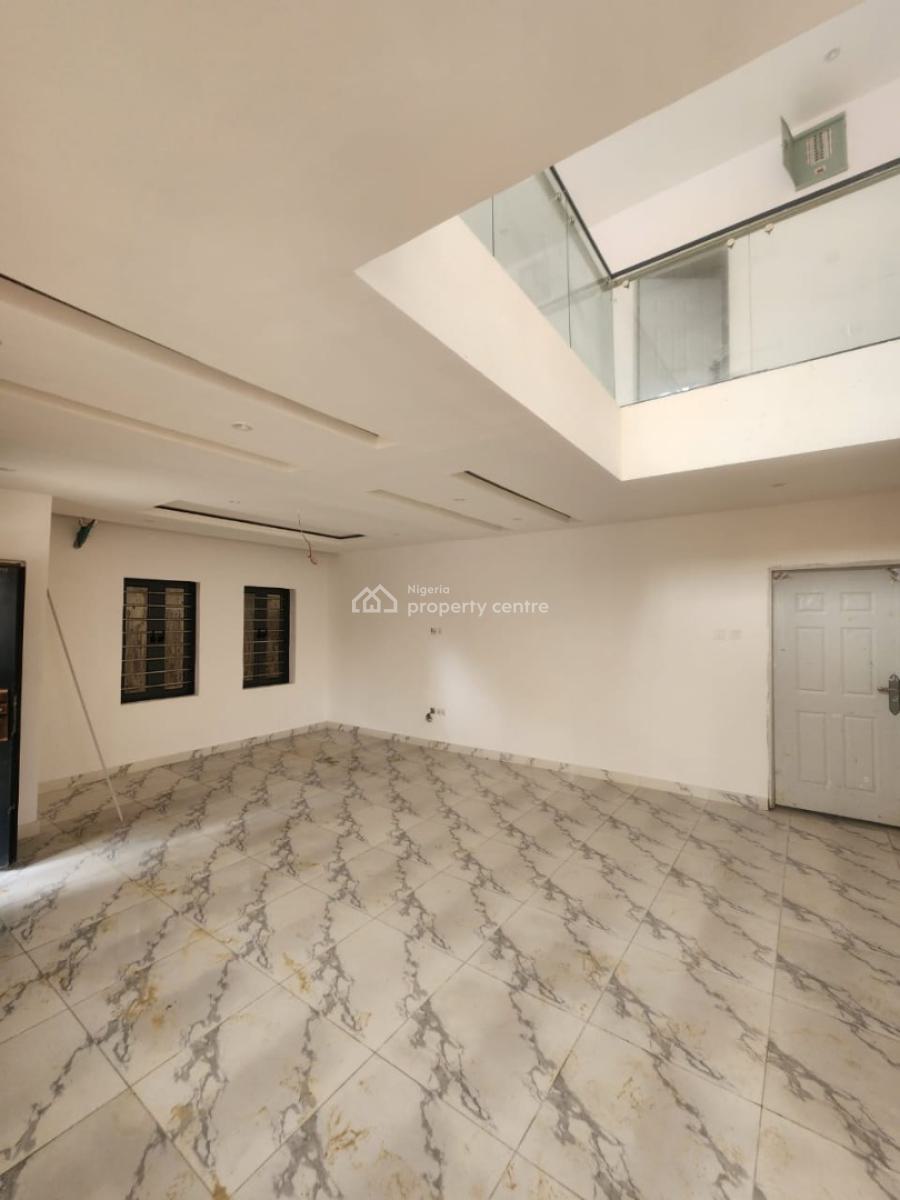 4 Bedroom Semi Detached Duplex with Bq, Off Ologolo Road, Ologolo, Lekki, Lagos, Semi-detached Duplex for Sale