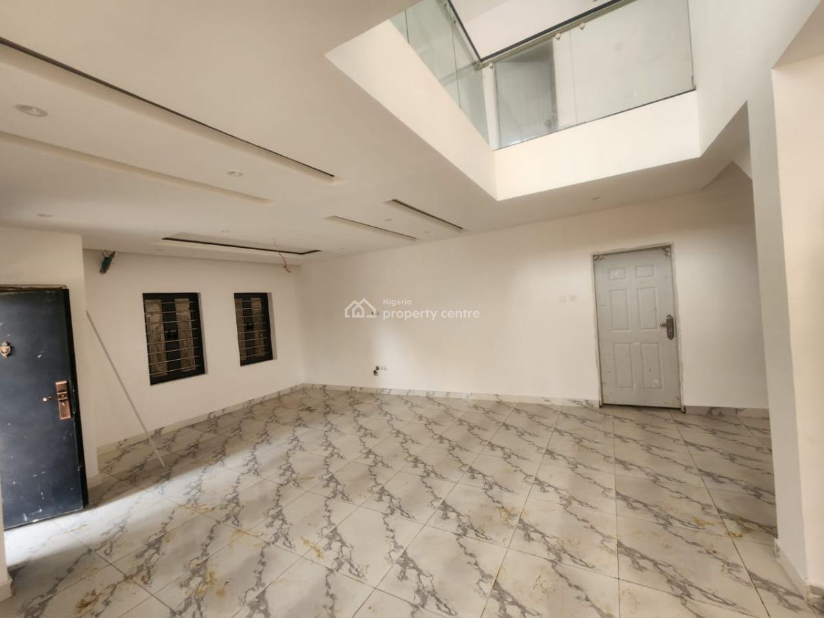 4 Bedroom Semi Detached Duplex with Bq, Off Ologolo Road, Ologolo, Lekki, Lagos, Semi-detached Duplex for Sale