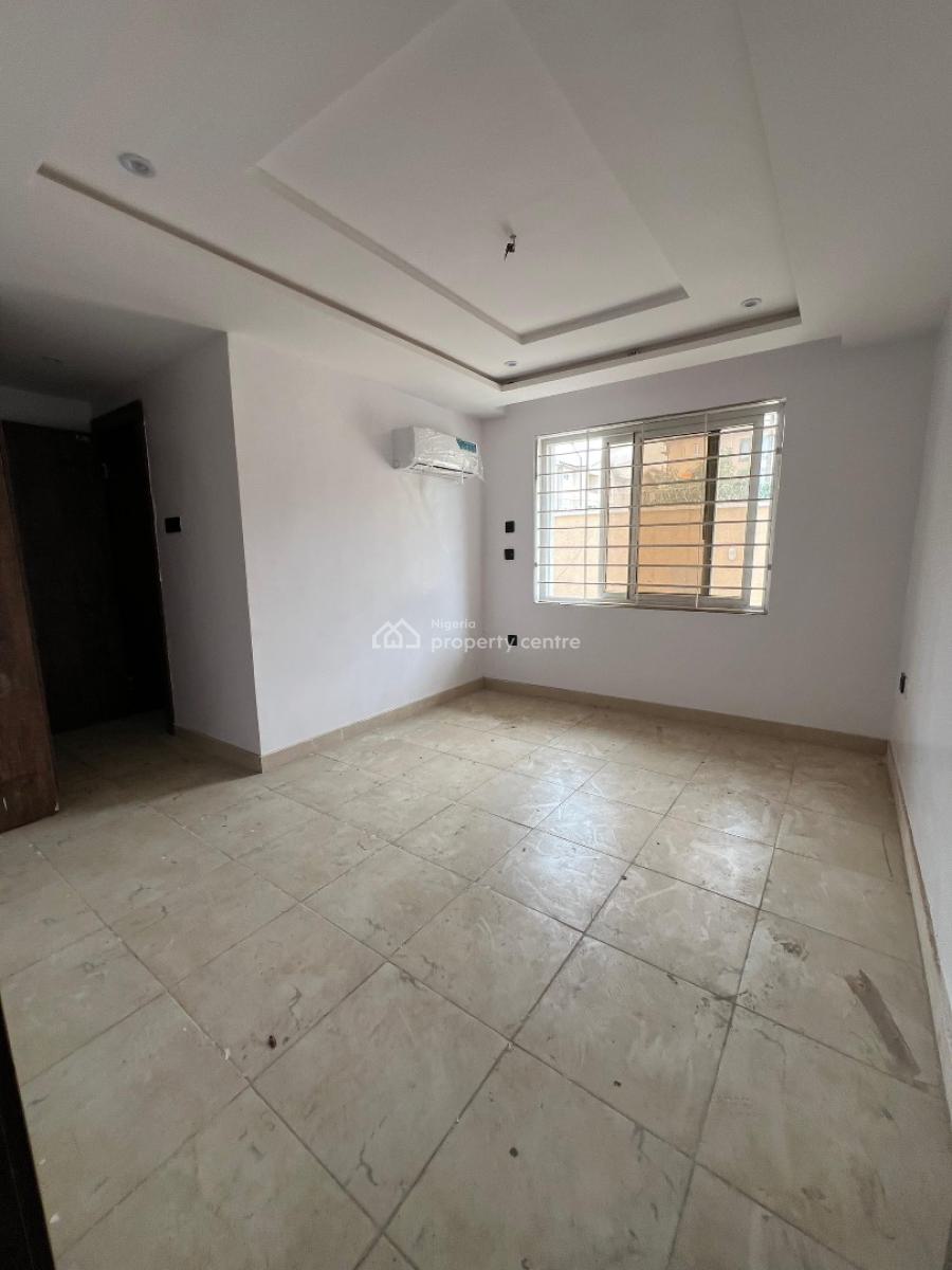 3 Bedroom Flat Unfurnished, Lekki Phase 1, Lekki, Lagos, Flat / Apartment for Rent