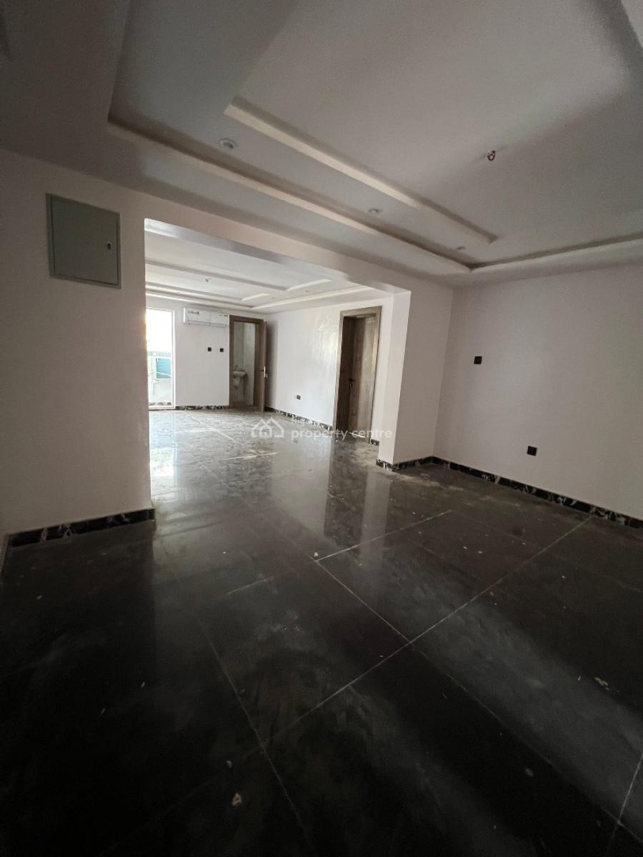 3 Bedroom Flat Unfurnished, Lekki Phase 1, Lekki, Lagos, Flat / Apartment for Rent
