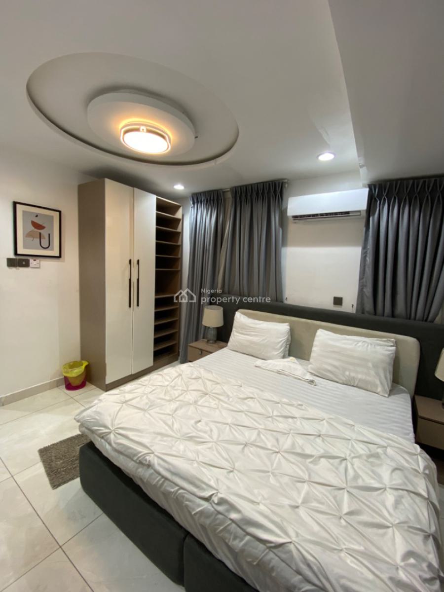 Luxury 3 Bedroom Furnished Apartment, Adekunle, Yaba, Lagos, Flat / Apartment Short Let