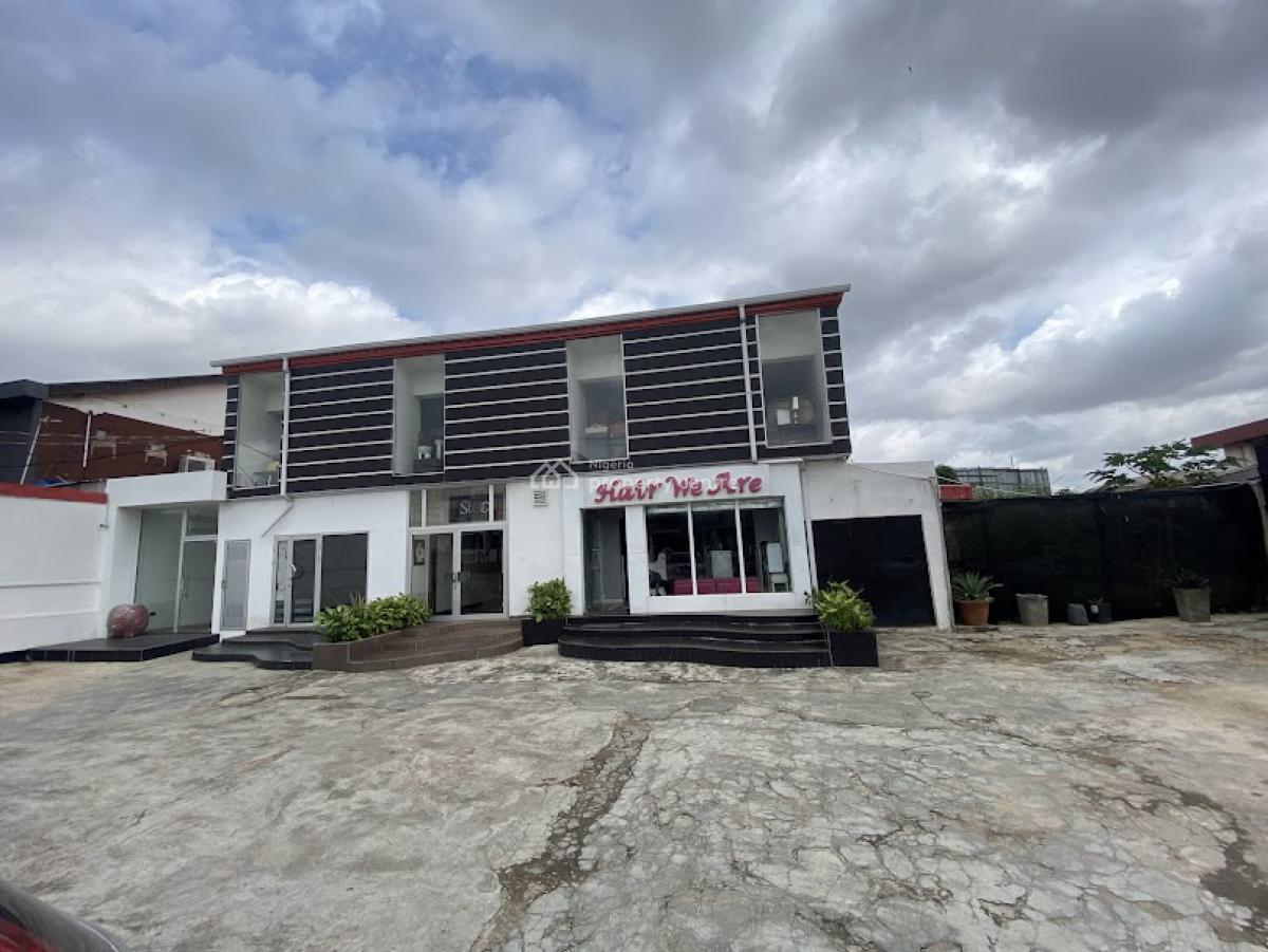 1,200sqm Warehouse Space with 3 Bedroom Apartment Available, Ikeja Gra, Ikeja, Lagos, Warehouse for Rent