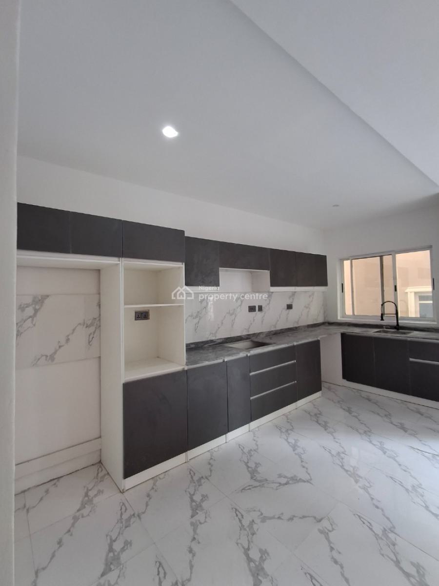 2bedroom Apartment in a Well Secured, in a Well-secured Estate, Ikate, Lekki, Lagos, Flat / Apartment for Sale