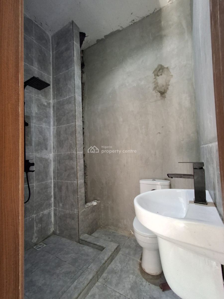 2bedroom Apartment in a Well Secured, in a Well-secured Estate, Ikate, Lekki, Lagos, Flat / Apartment for Sale