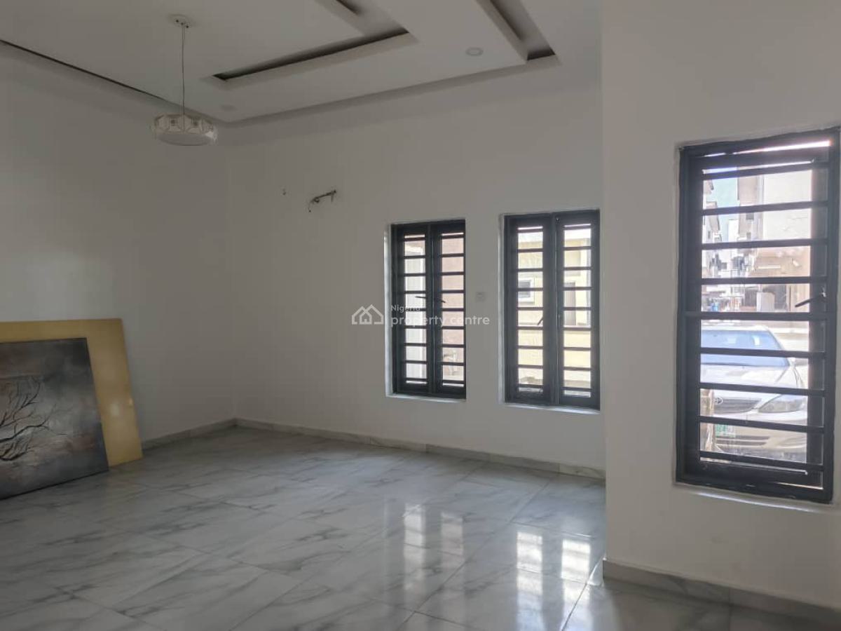 Executive 1 Bedrooms Flat - Room & Parlour, Buena Vista State, Orchid Road,  By Conservation Toll, Chevron, Lekki, Lagos, Mini Flat (room and Parlour) for Sale