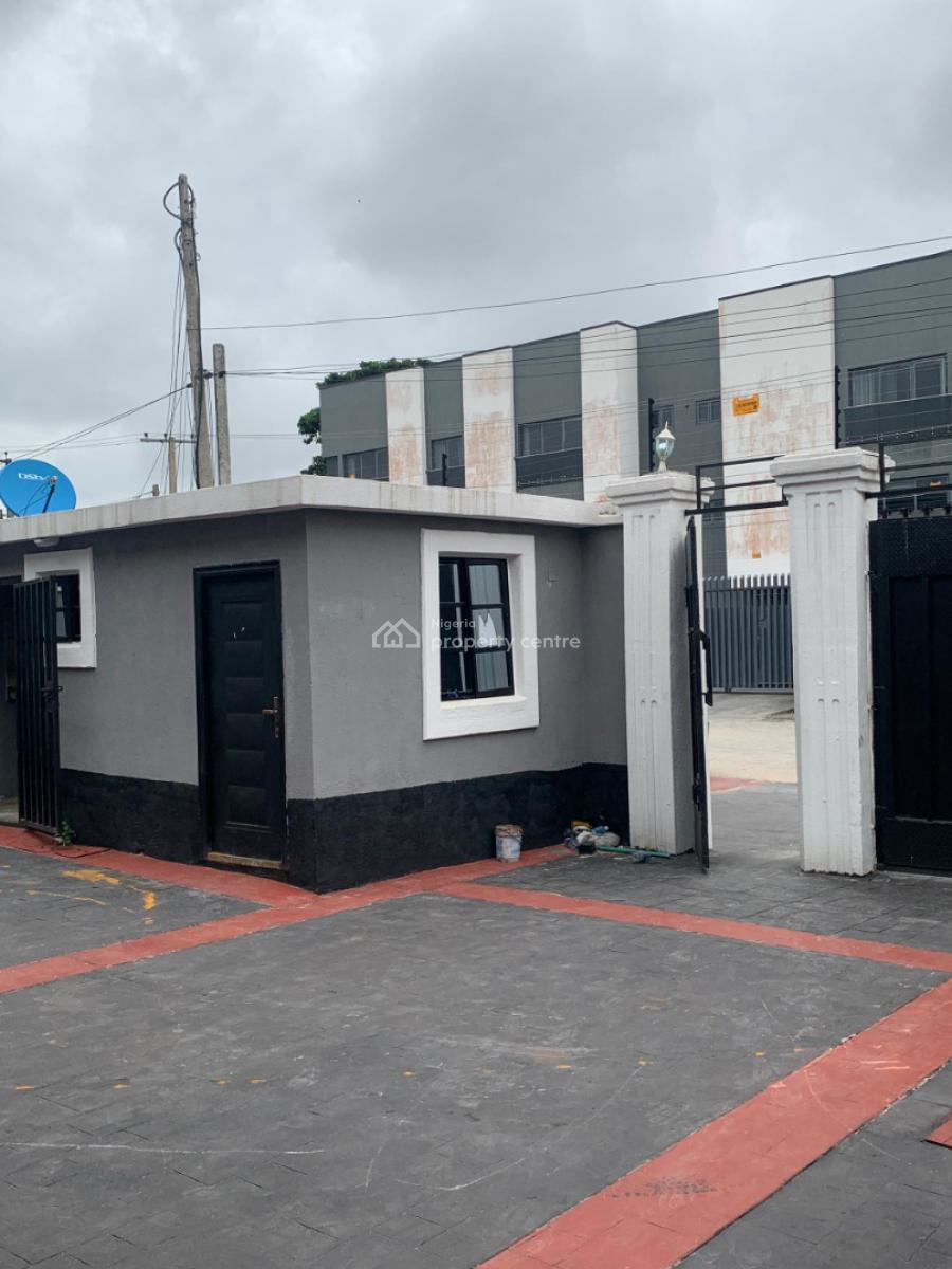6 Bedroom Semi Detached Duplex with Bq, Lekki Phane1, Lekki, Lagos, Semi-detached Duplex for Rent
