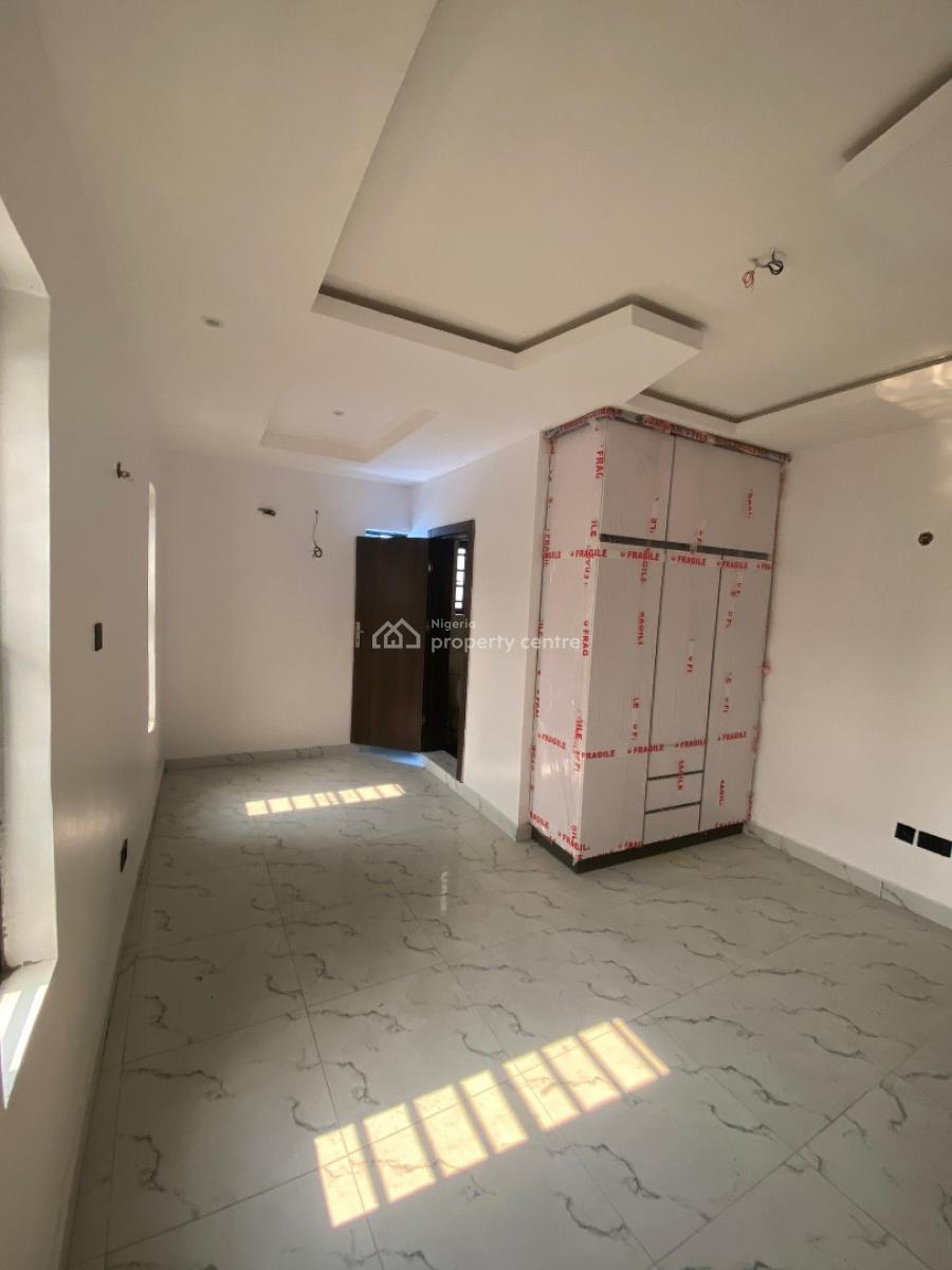 Breathtaking 3 Bedroom Terraced Duplex with Bq, Ikota, Lekki, Lagos, Detached Duplex for Sale