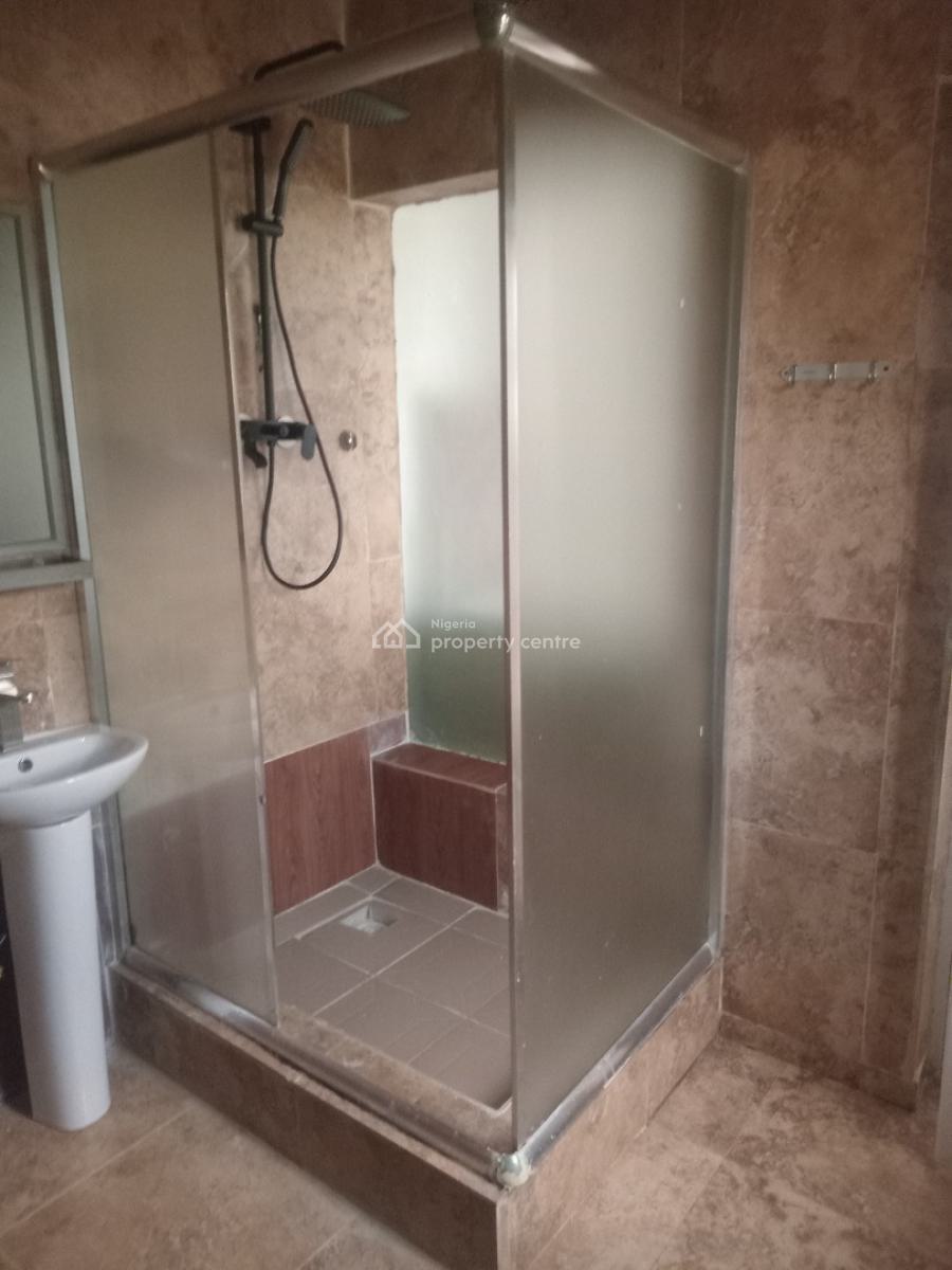 a Luxurious Standard Master Bed with Studio Kitchen and 24 Hours Light, North Point Estate, Chevron Drive, Lekki, Lagos, Self Contain (single Rooms) for Rent