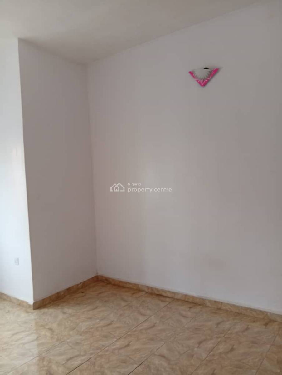 Spacious 2 Bedroom Flat Ensuit, Opic Estate Area 4, Agbara, Agbara-igbesa, Lagos, Flat / Apartment for Rent