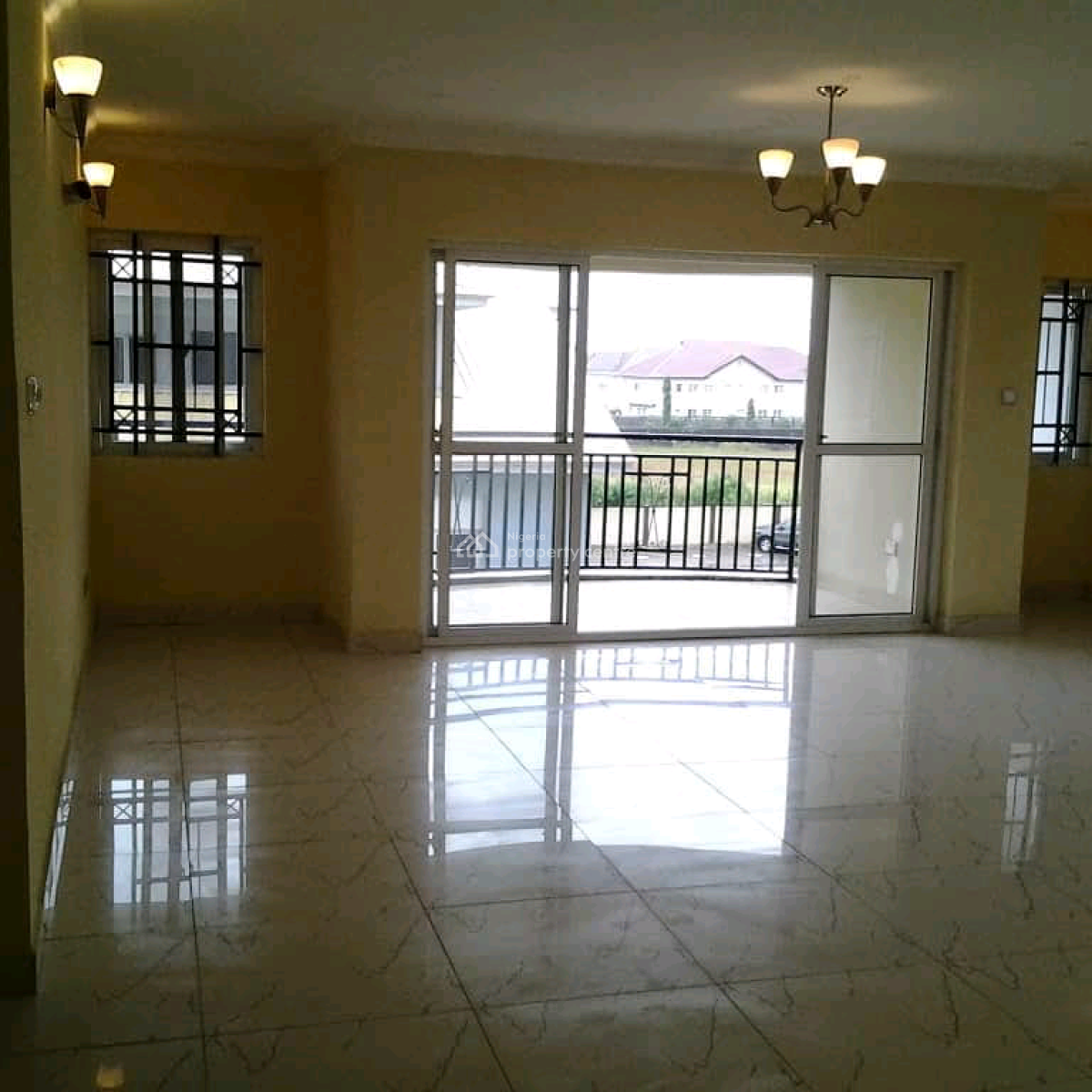 Serviced 3 Bedroom Apartment with Bq, Safecourt Apartment, Ikate Elegushi, Lekki, Lagos, Flat / Apartment for Rent